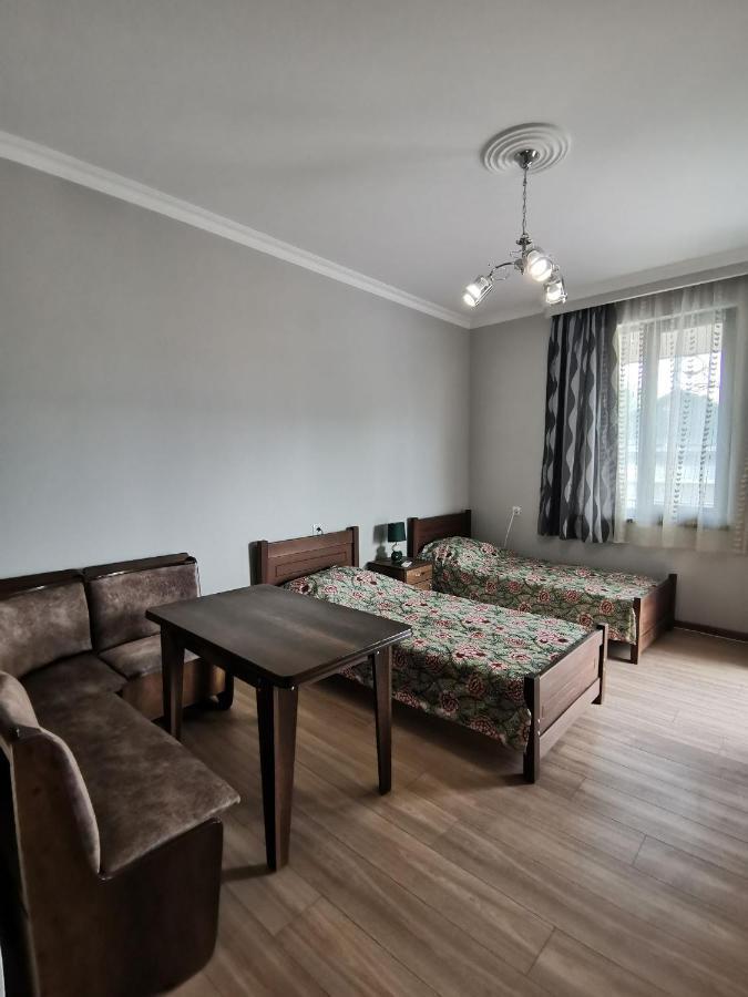 Guest House Eden Тбилиси Екстериор снимка